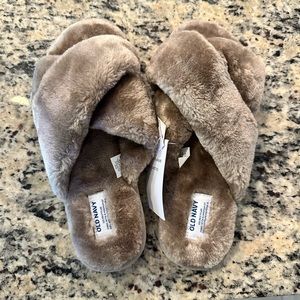 Old Navy Fuzzy Slippers